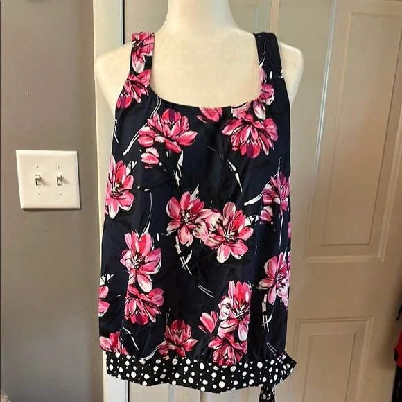 🎉HP🎉Swimsuits For All Black and Pink Relaxed Tie Front Swim Top - Picture 3 of 9